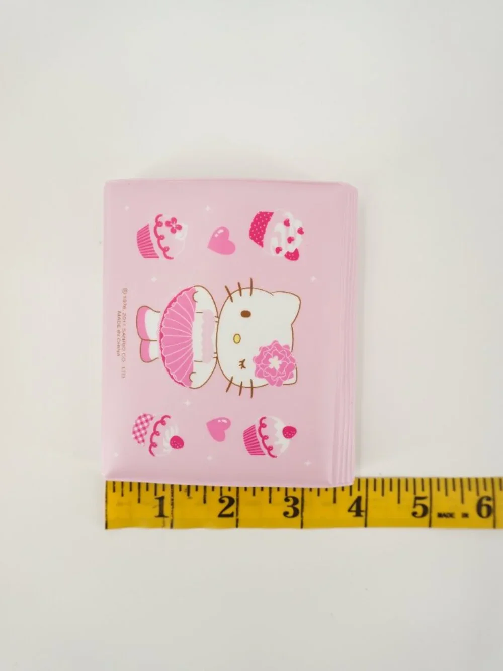 Vintage Sanrio Hello Kitty Tri-Fold Wallet 2011 Pink Cupcake